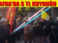 Bafra'da 5 TL İzdihamı