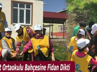 ÇEKÜD Kızılot Ortaokulu Bahçesine Fidan Dikti