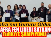 BAFRA FEN LİSESİ SATRANÇ TÜRKİYE ŞAMPİYONU OLDU