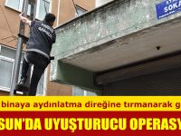 Samsun'da Polis binaya aydınlatma direğine tırmanarak girdi