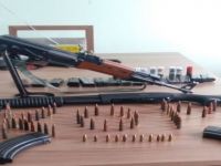 EVİNDE CEPHANELİK ÇIKTI