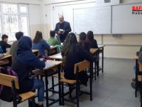 ŞAİR BİRFANİ NAZMİYE DEMİREL ORTAOKULU'NDA