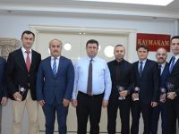 Kaymakam Türkel'den  Plaket