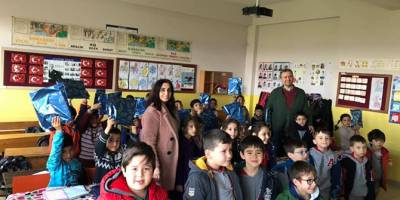 ÜLKER ÖĞRETMEN ve ÖĞRENCİLERİ ŞEHİT İSA KURT İLKOKULU' NDA