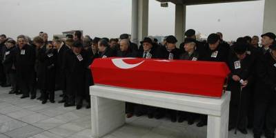 Nafiz Kurt son yolculuguna ugurlandı