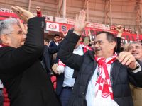 Demir zafere ortak oldu