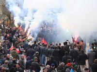 KAVAK’TA ŞÖLEN HAVASINDA MİTİNG