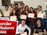 Öğrenciler Sertifikalarını Aldı