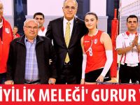 TÜRKİYE'NİN ALKIŞLADIĞI SPORCU