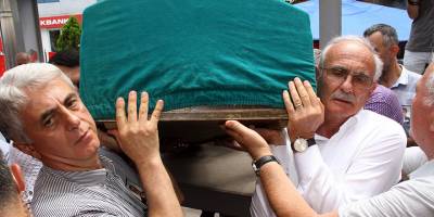 Yılmaz, Uzdil ve Çakır ailesinin acılarını paylaştı