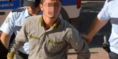 POLİSİ GÖRÜNCE KAÇAN GENÇ SİLAHLA YAKALANDI