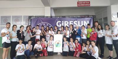 İLKADIM KİCK BOKS SPORCULARI 2 ALTIN KEMER TOPLAM 30 MADALYA İLE SAMSUN'A DÖNDÜ