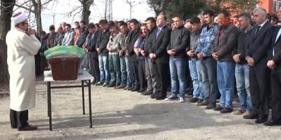 Göçükte hayatını kaybeden madenci toprağa verildi