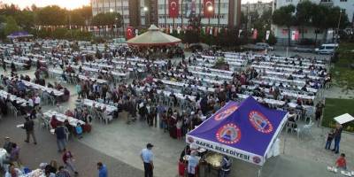 BAFRA'DA RAMAZANIN 18. GÜNÜ KENT MEYDANI