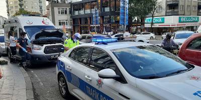 Hasta Taşıyan Ambulans Kaza Yaptı