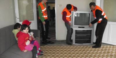 Bafra'da yoksul aileye yardım