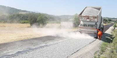 BAFRA ÖZEL İDARE YAZ AYINDA KÖY YOLLARINDA OLACAK