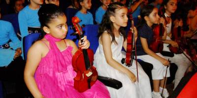 BAFRA'DA MÜZİK VE HALK OYUNLARI GECESİ