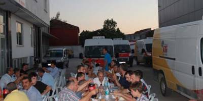 GENÇ PETROL’DEN DOLMUŞÇULARA BİRLİK İFTARI VERİLDİ