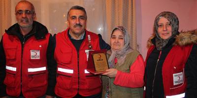 TÜRK KIZILAY'I BAFRA ŞUBESİ HAYIRLA YARIŞIYOR