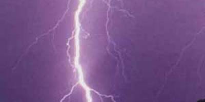 ALAÇAM'DA YILDIRIM DÜŞTÜ 1 ÖLÜ