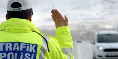 SAMSUN'DA CEP TELEFONLA KONUŞAN ŞOFÖRLER CEZAYI YEDİ