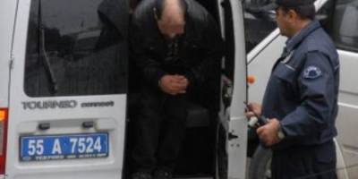 SAMSUN'DA SİMİT KAPKAÇI YAPAN ŞAHIS TUTUKLANDI