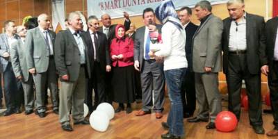 SADEF’TEN İSTANBUL’DA ANLAMLI 8 MART KUTLAMASI