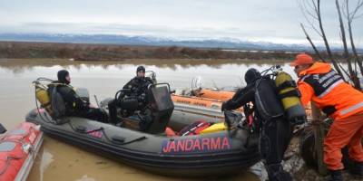 BAFRA GICI GÖLÜ’NDE ARAMALARA BAŞLANDI
