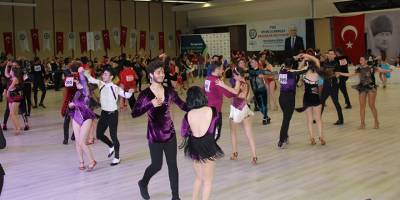 SAMSUN'DA SALSA GÖSTERİSİ