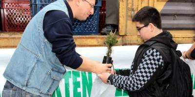 SAMSUN’DA 2 BİN 500 FİDAN DAĞITILDI