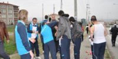 AMASYASPOR KAFİLESİ TAŞLANDI