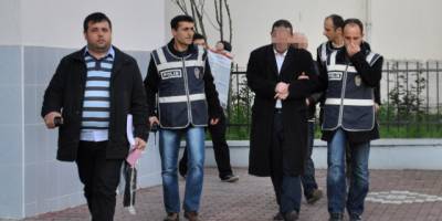 BAFRA'DA TAKIM ELBİSE HIRSIZLAR TUTUKLANDI