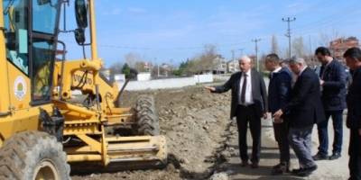 ALAÇAM’DA GEÇİÇİ OTOBÜS TERMİNALİ YAPIMI DEVAM EDİYOR