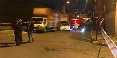 HAREKET HALİNDEKİ ARACA TÜFEKLİ SALDIRI : 1 YARALI