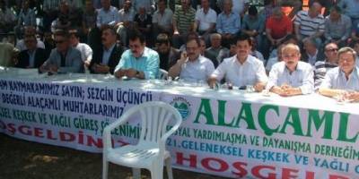 İstanbul’da Şölen Havasında Keşkek Günü