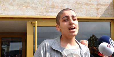 Kanser hastası kız hastaneye yatırıldı