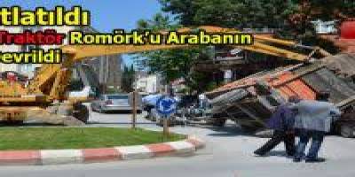 Bafra'da Traktör Romörk'u Otomobilin Üzerine Devrildi