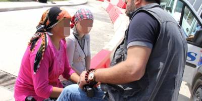 18 YAŞINDAKİ KIZ TABANCAYLA AĞIR YARALANDI