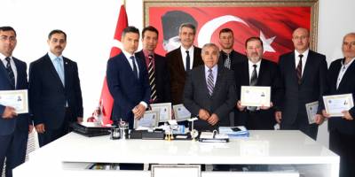 KAYMAKAM ARSLAN,‘BİZ YEMEYİZ, MİSAFİRE YEDİRİRİZ’