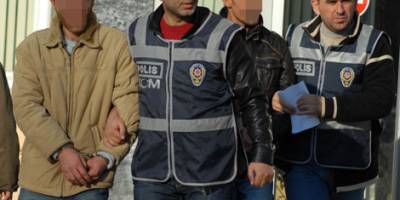 SATIŞA HAZIR UYUŞTURUCU HAP VE ESRARLA YAKALANDILAR