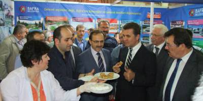 SARIGÜL ŞENLİĞİN 2.GÜNÜNDE SAMSUNLULARLA BİR ARAYA GELDİ