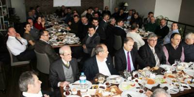 BAFRALILAR KAHVALTIDA BİR ARAYA GELDİLER