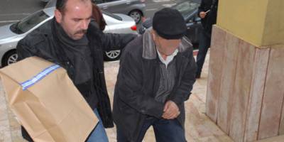 OTOBÜS DURAĞINDA HIRSIZLIK İDDİASINA GÖZALTI