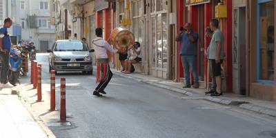 Sinop'ta Müzisyenlerden davul-zurna şov