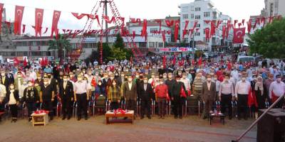 Sinop'ta demokrasi nöbeti başladı