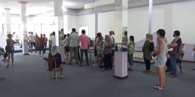 Sinop'ta aşı için uzun kuyruklar oluştu