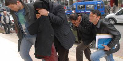 100 KİLO EROİNLE YAKALANAN 2 KİŞİ ADLİYEDE