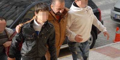 MARKETTEN HIRSIZLIĞA TEŞEBBÜS İDDİASINA 4 GÖZALTI