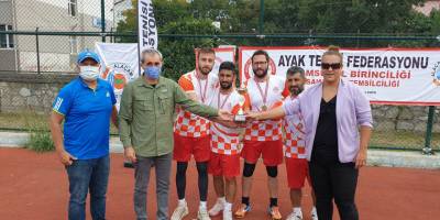 Ayak tenisinde Atakum Amazonspor birinci oldu
